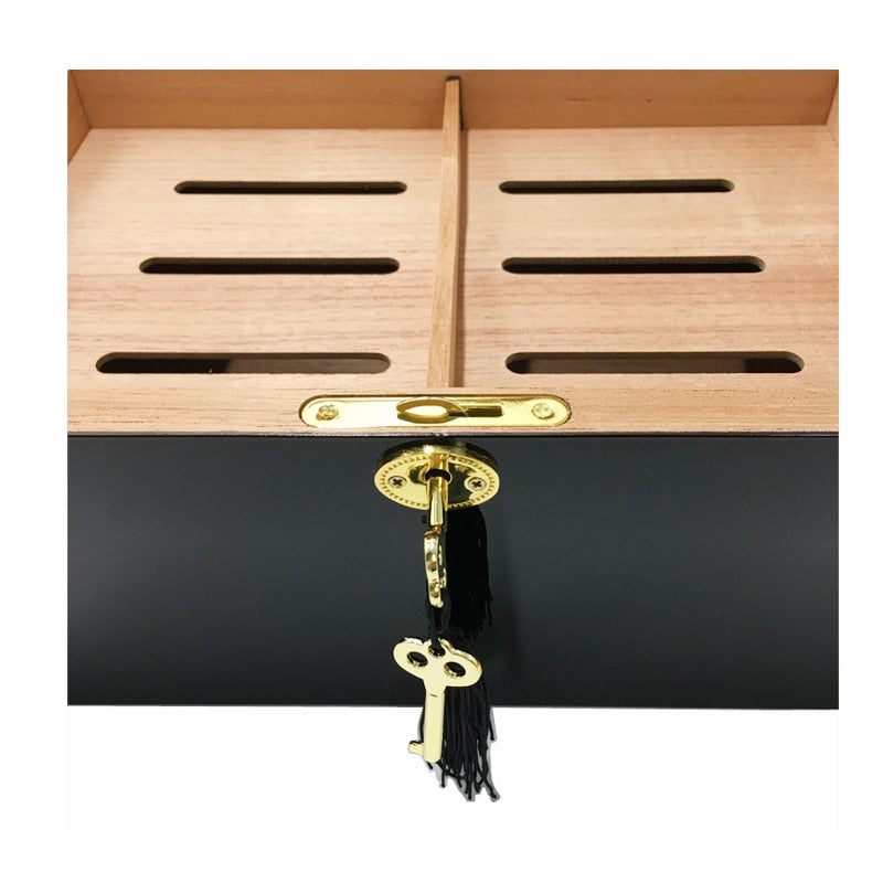 Black Large-Capacity Cedarwood Display Humidor